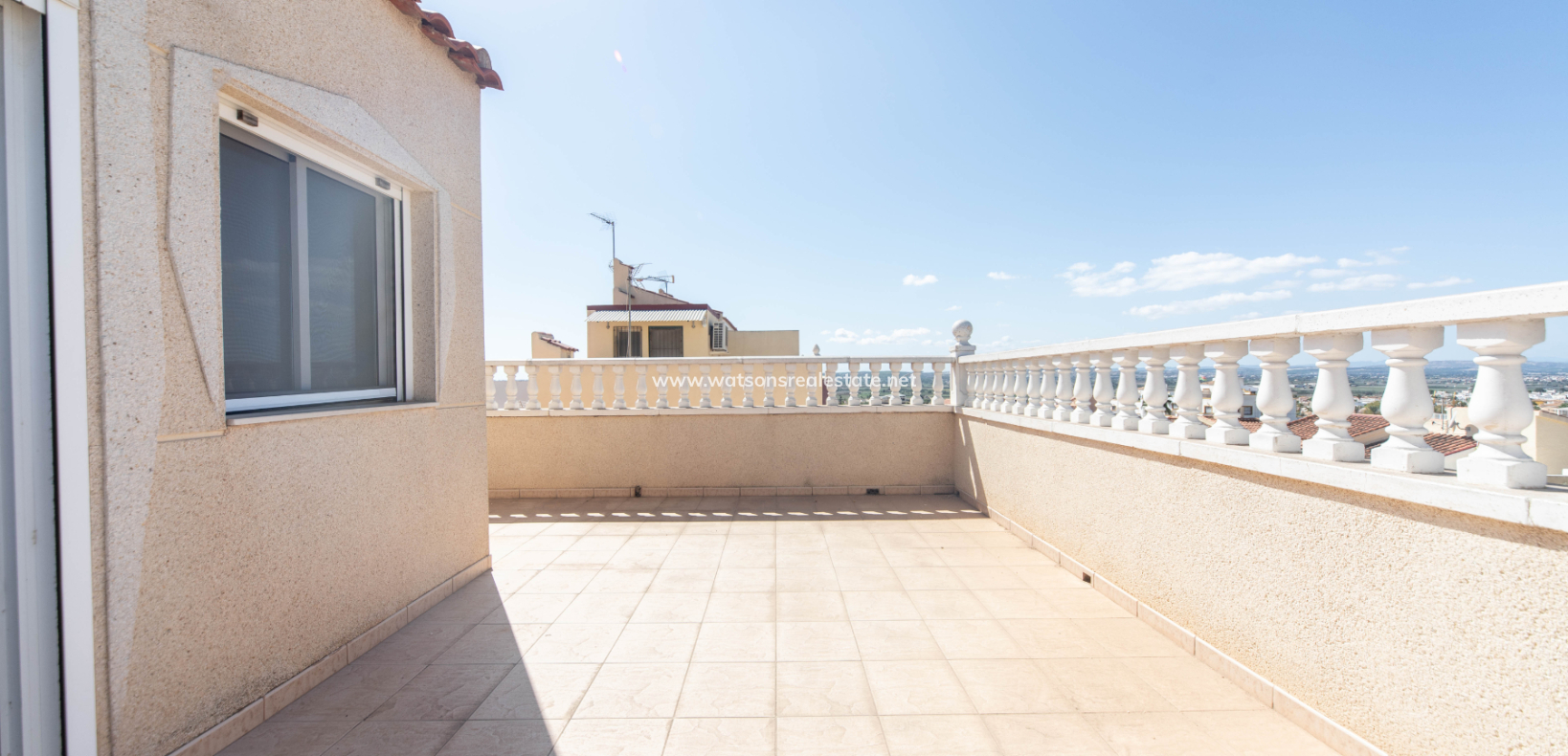 Resale - Reihenhaus - Urb. La Marina