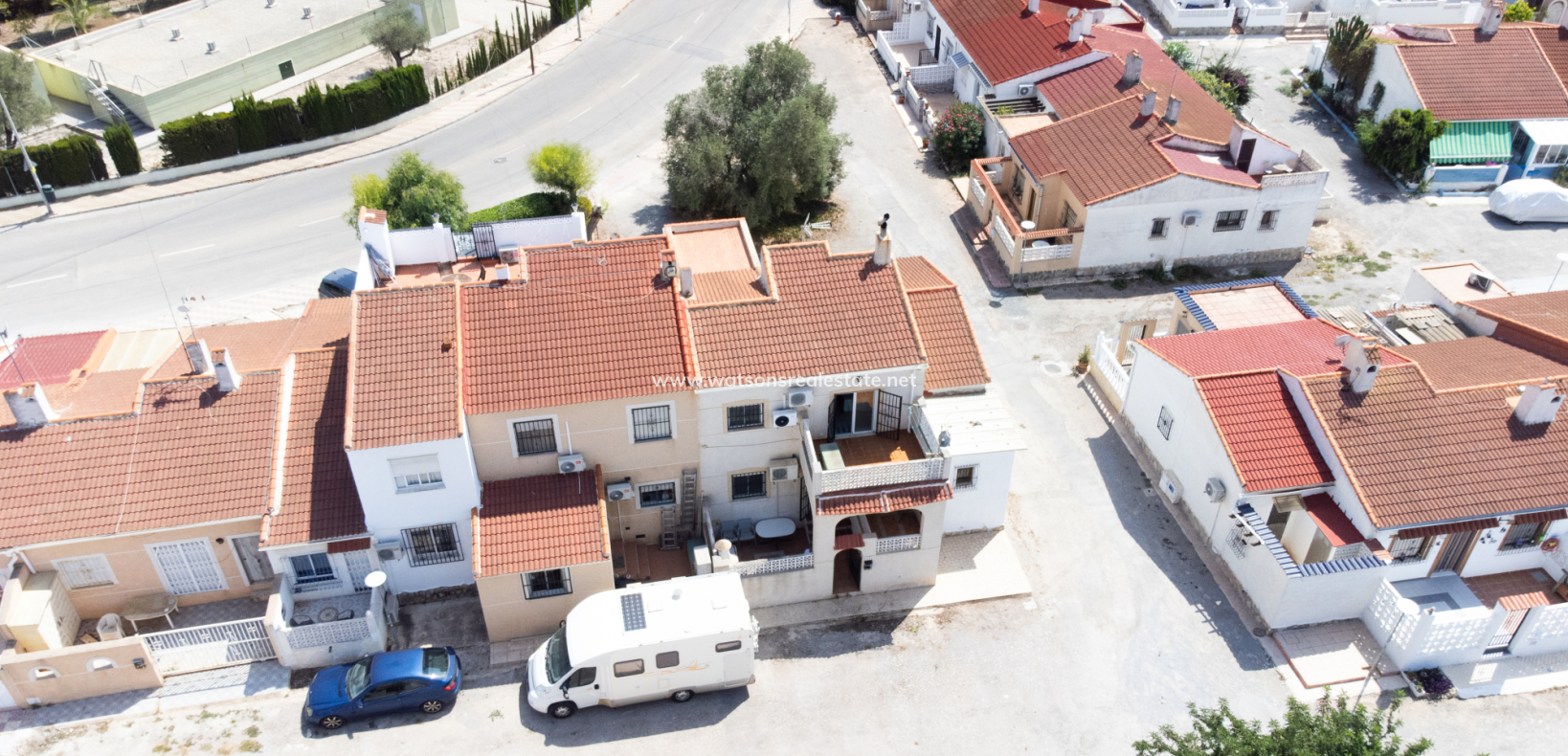 Resale - Reihenhaus - Urb. La Marina