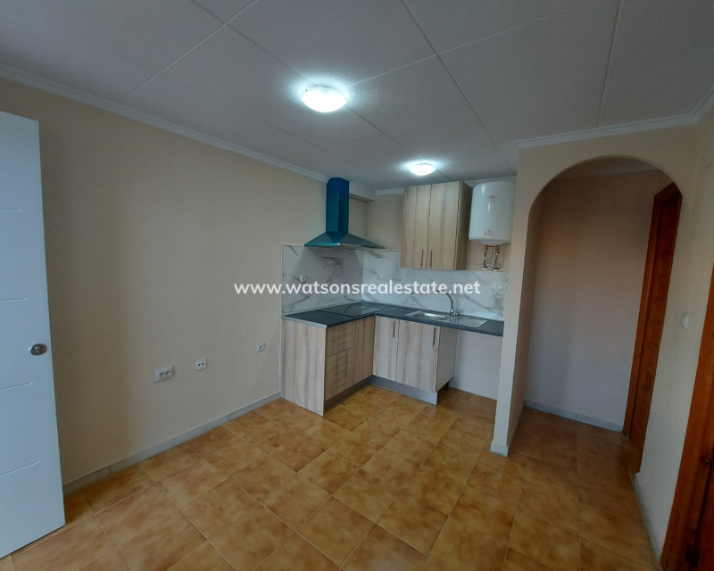 Resale - Reihenhaus - Urb. La Marina