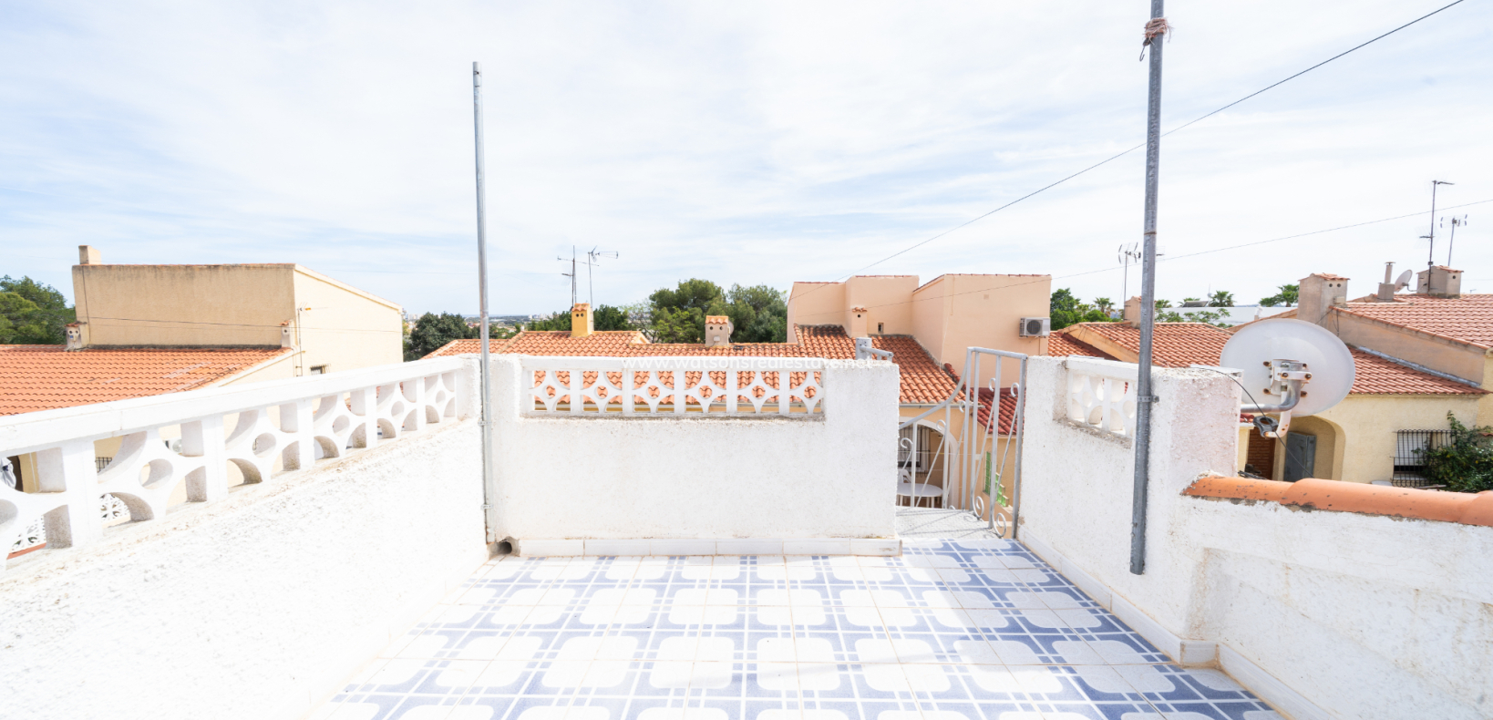 Resale - Reihenhaus - Urb. La Marina