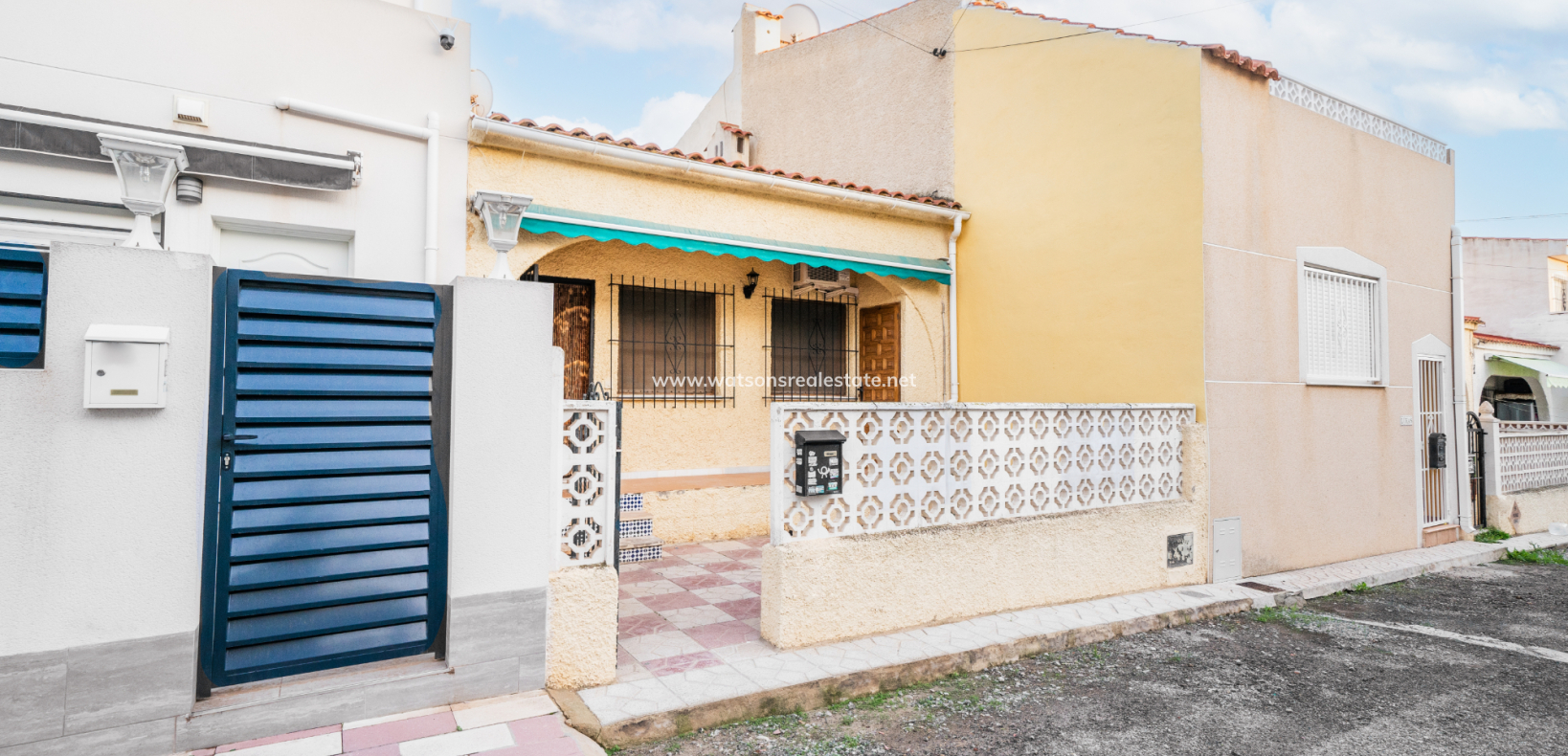 Resale - Reihenhaus - Urb. La Marina