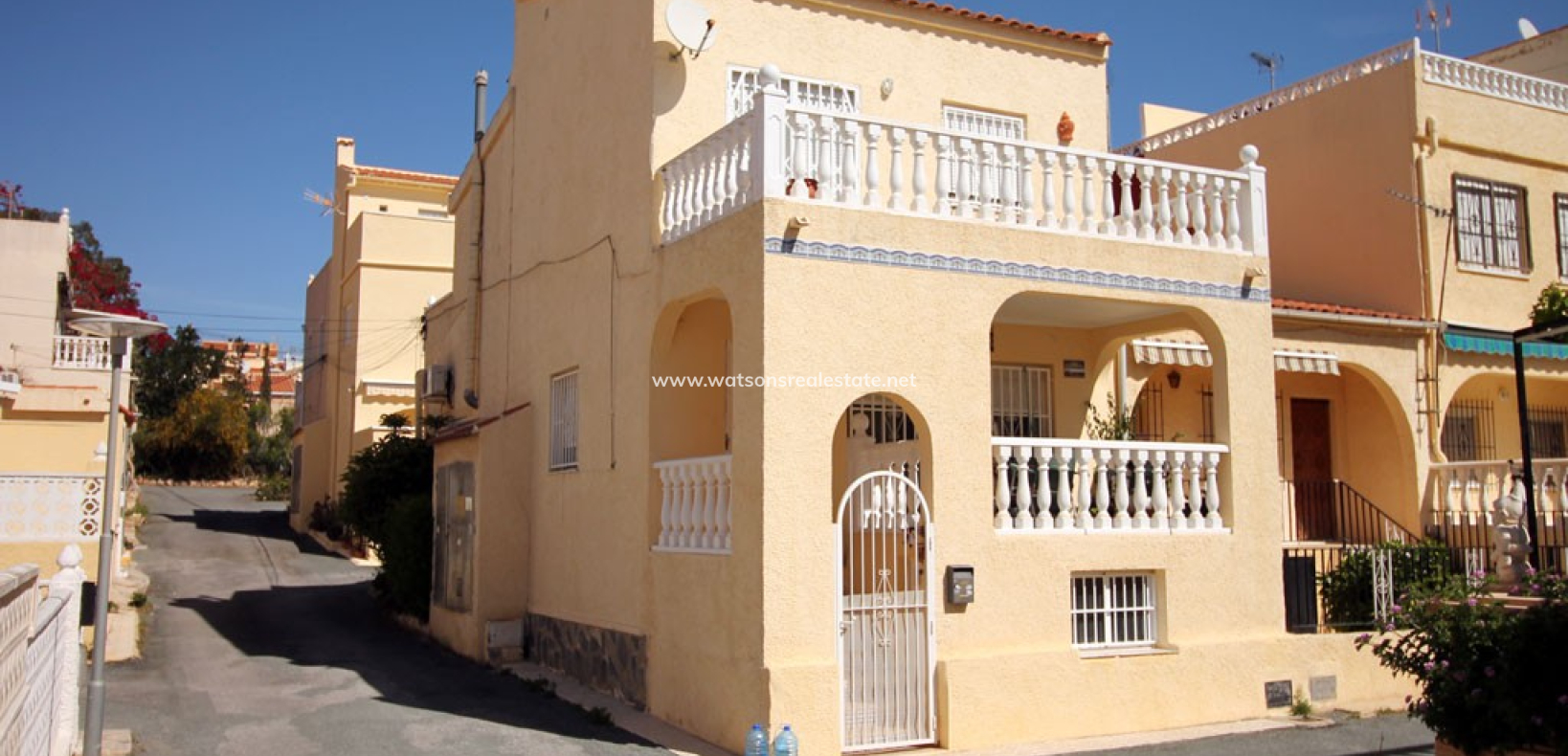 Resale - Reihenhaus - Urb. La Marina