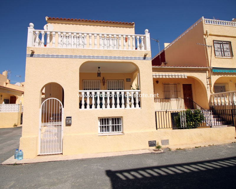 Resale - Reihenhaus - Urb. La Marina