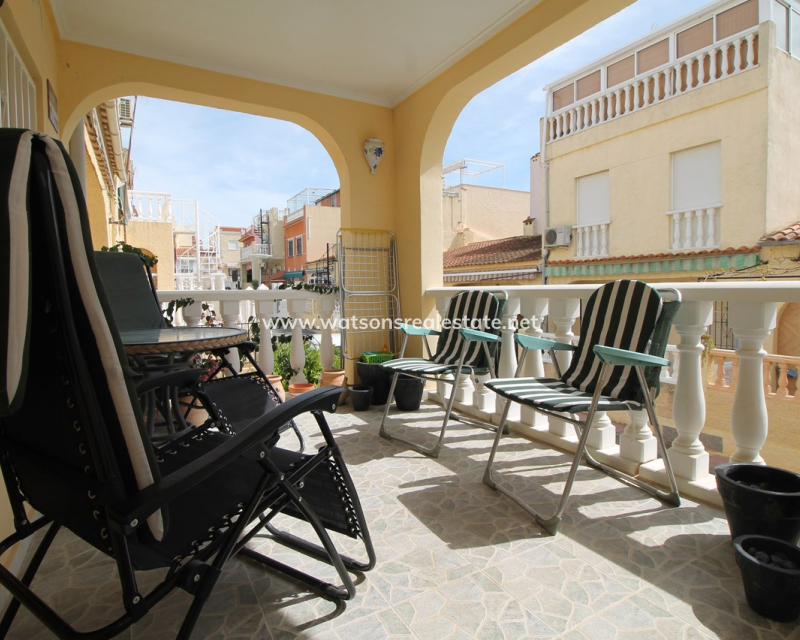 Resale - Reihenhaus - Urb. La Marina