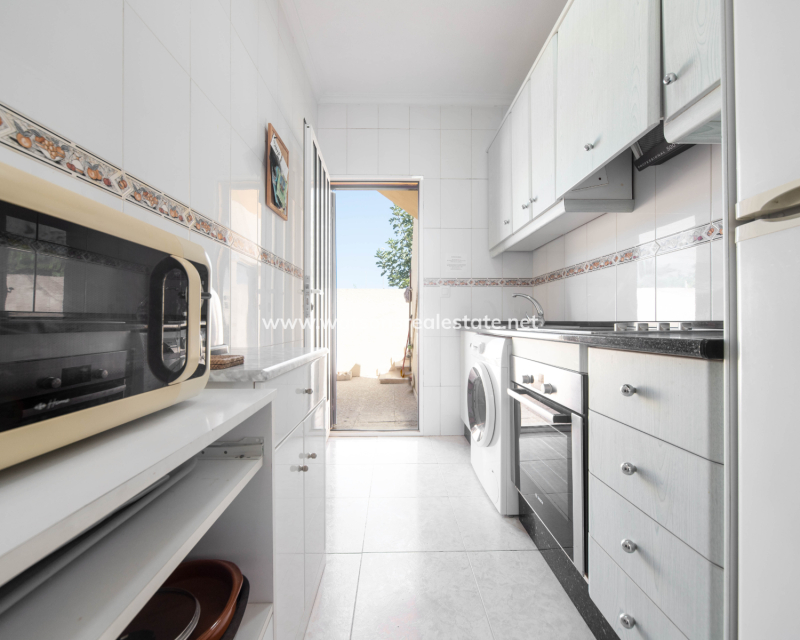 Resale - Reinhaus - Urb. El Oasis - La Marina