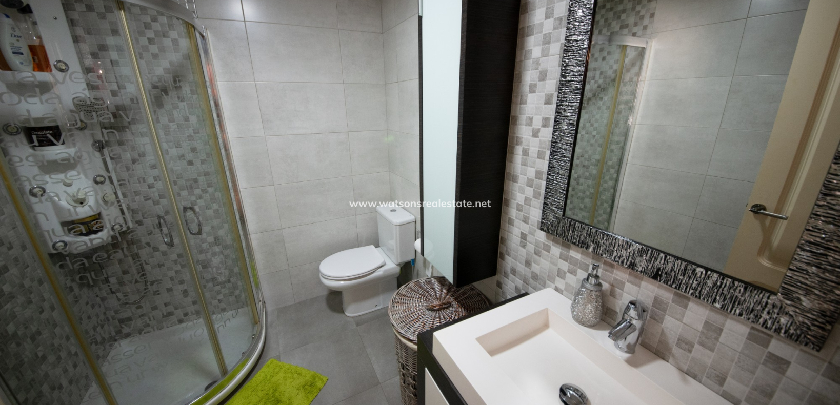 Resale - Reinhaus - Urb. La Marina