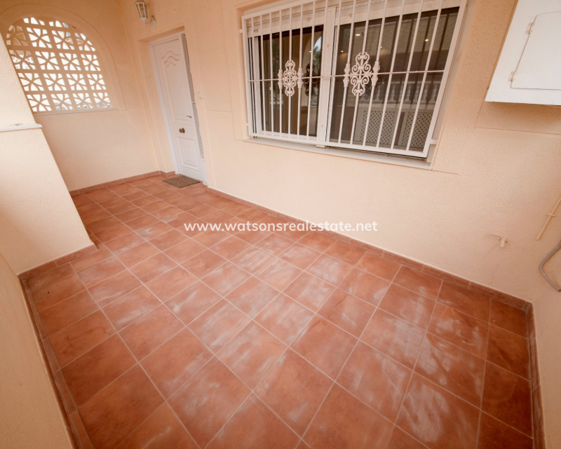 Resale - Reinhaus - Urb. La Marina