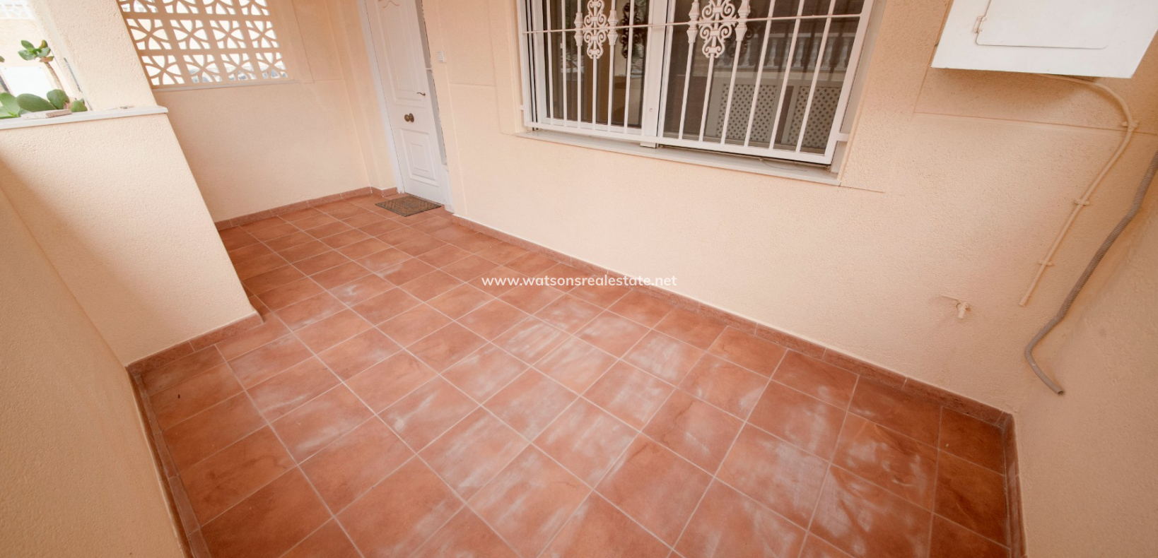 Resale - Reinhaus - Urb. La Marina