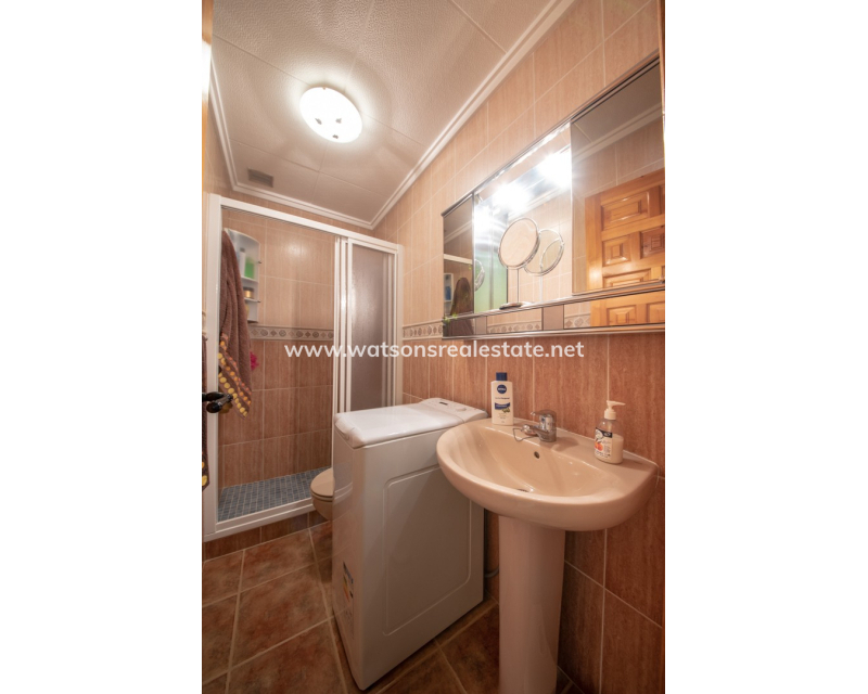 Resale - Reinhaus - Urb. La Marina