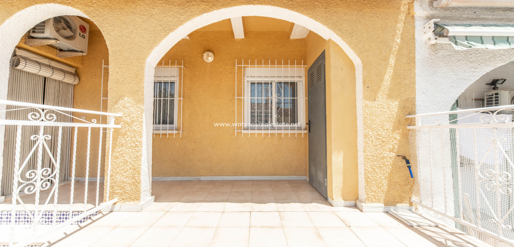Resale - Reinhaus - Urb. La Marina