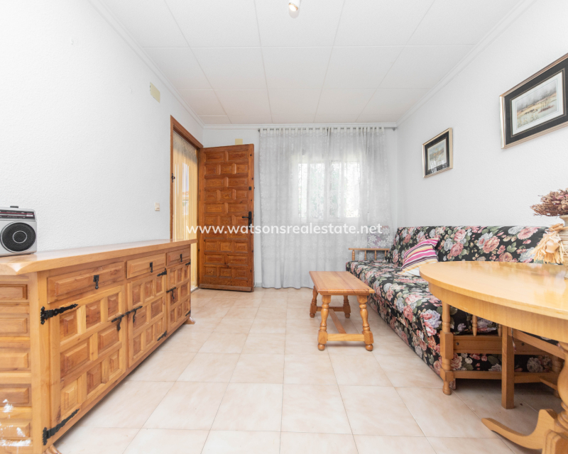 Resale - Reinhaus - Urb. La Marina