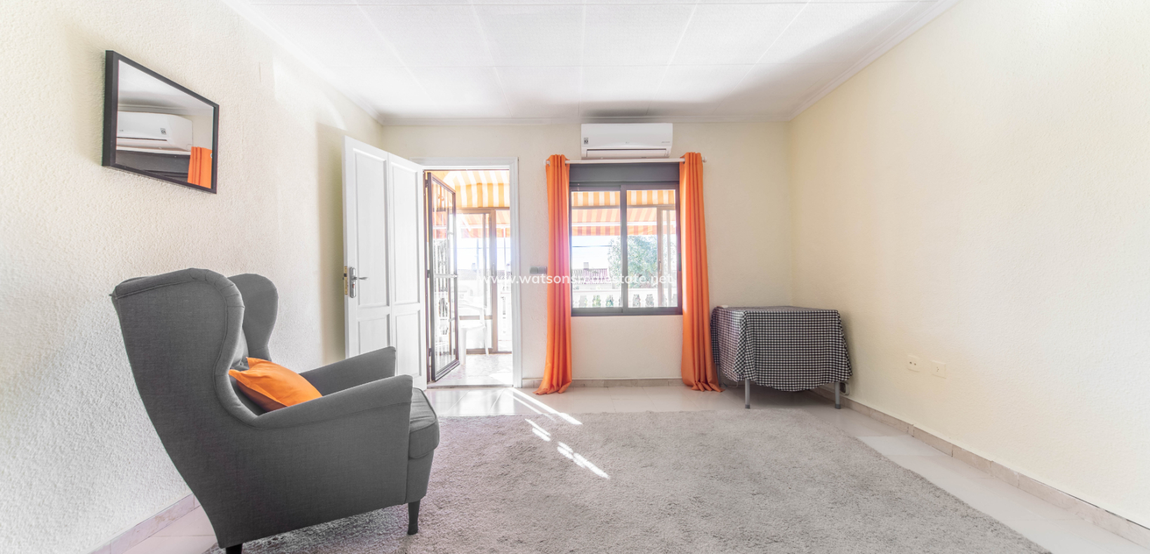 Resale - Reinhaus - Urb. La Marina