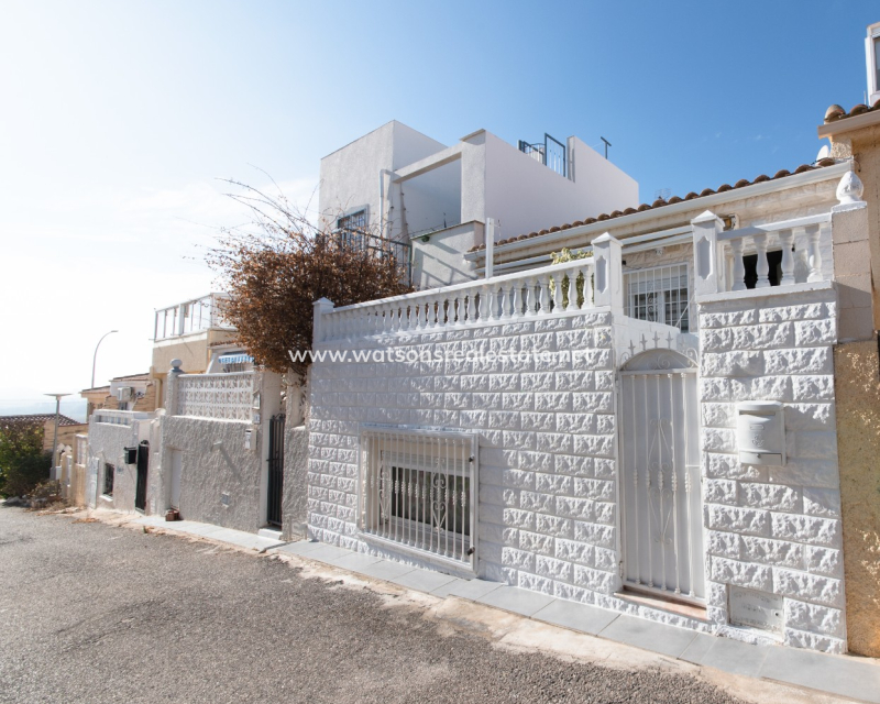 Resale - Reinhaus - Urb. La Marina