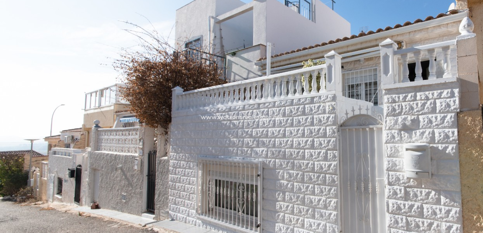 Resale - Reinhaus - Urb. La Marina