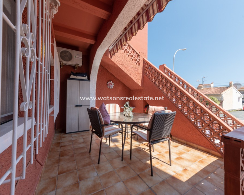 Resale - Reinhaus - Urb. La Marina
