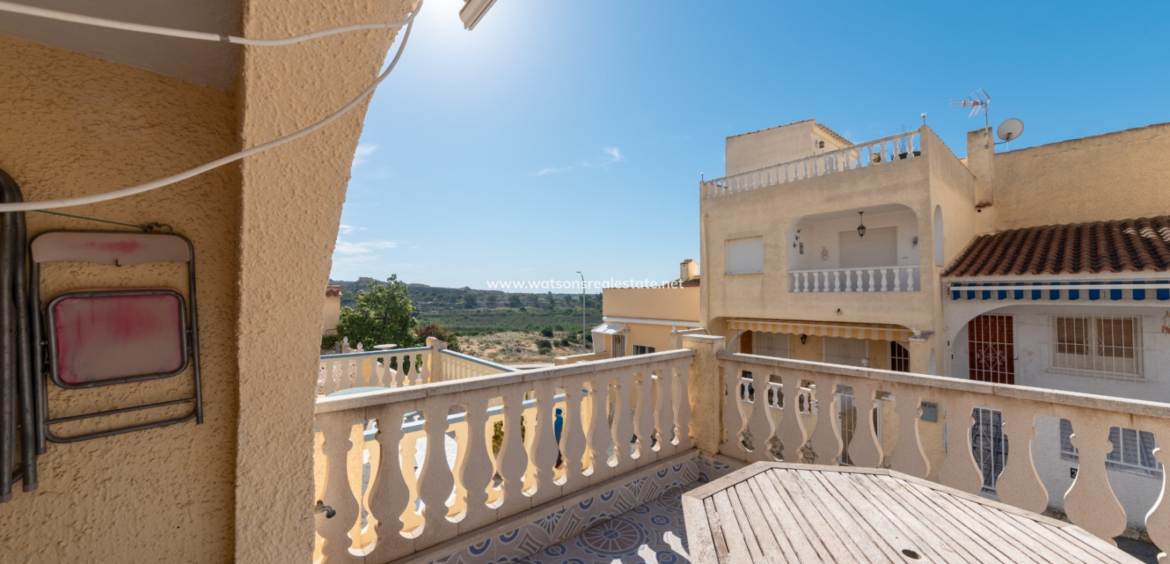 Resale - Reinhaus - Urb. La Marina