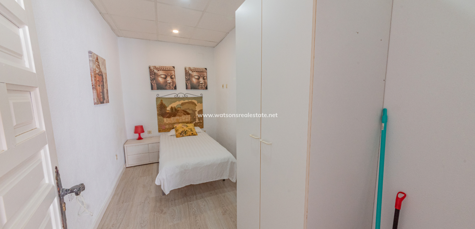 Resale - Reinhaus - Urb. La Marina