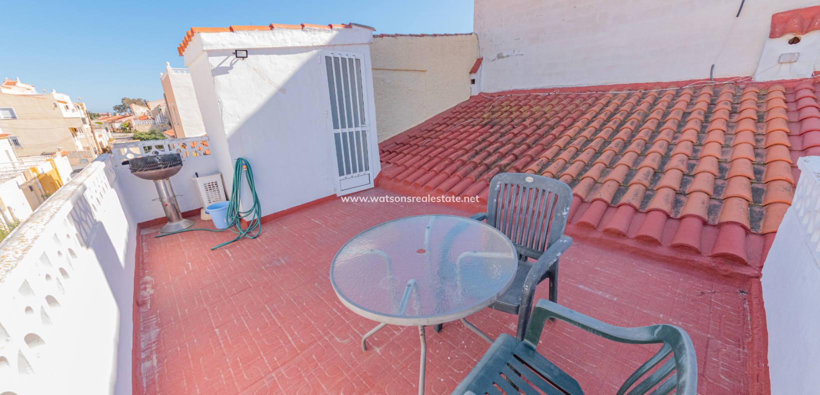 Resale - Reinhaus - Urb. La Marina