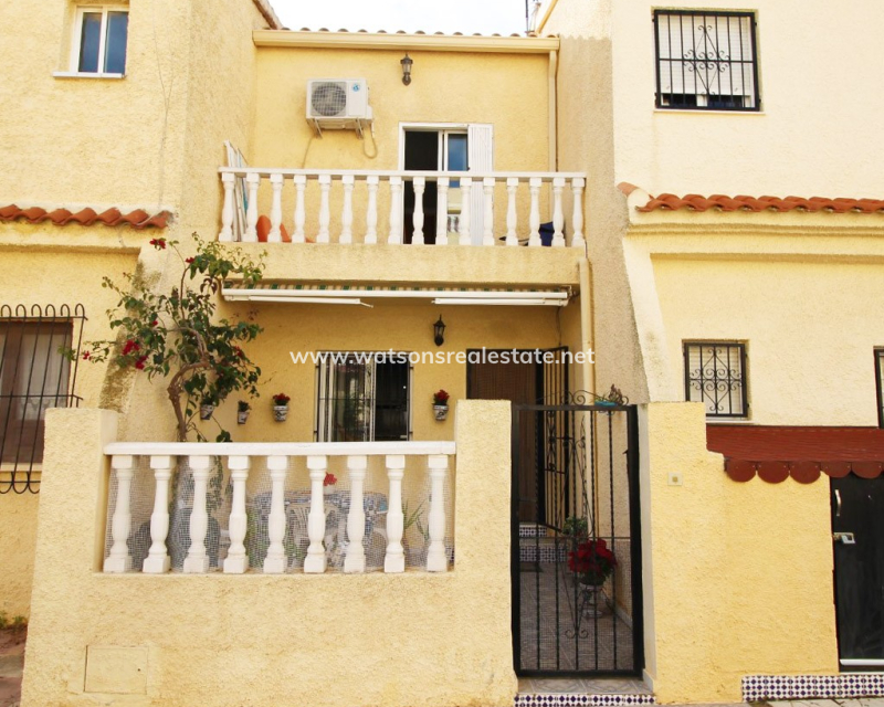 Resale - Reinhaus - Urb. La Marina