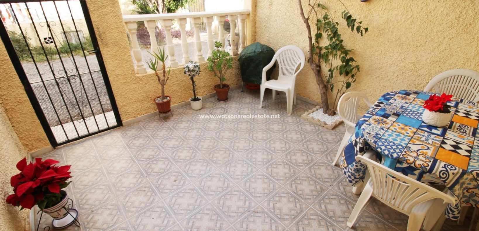 Resale - Reinhaus - Urb. La Marina