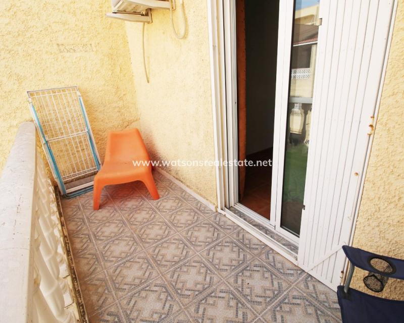 Resale - Reinhaus - Urb. La Marina