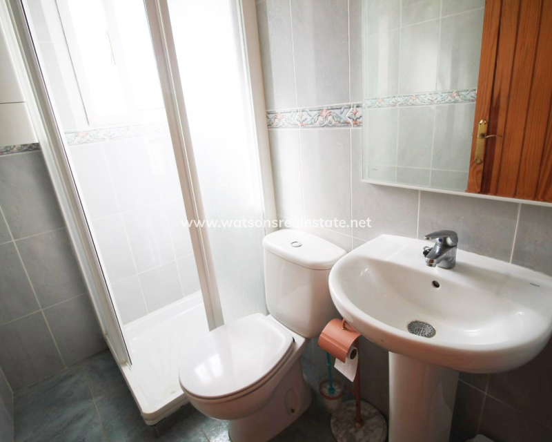Resale - Reinhaus - Urb. La Marina