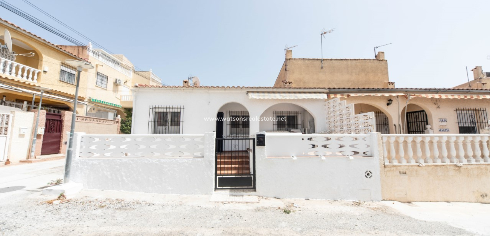 Resale - Reinhaus - Urb. La Marina