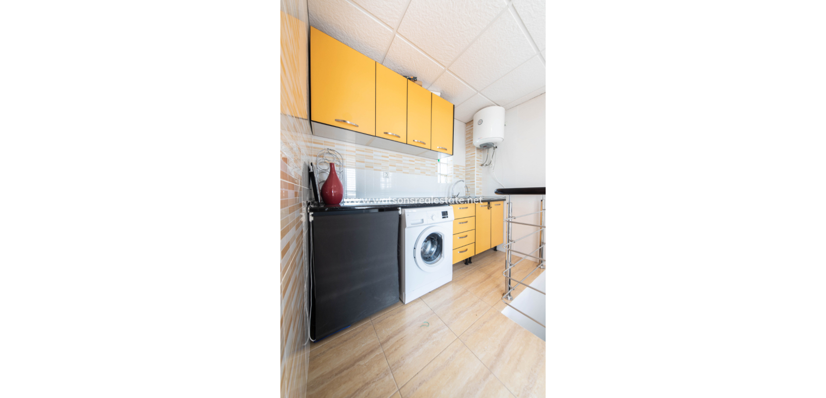 Resale - Reinhaus - Urb. La Marina