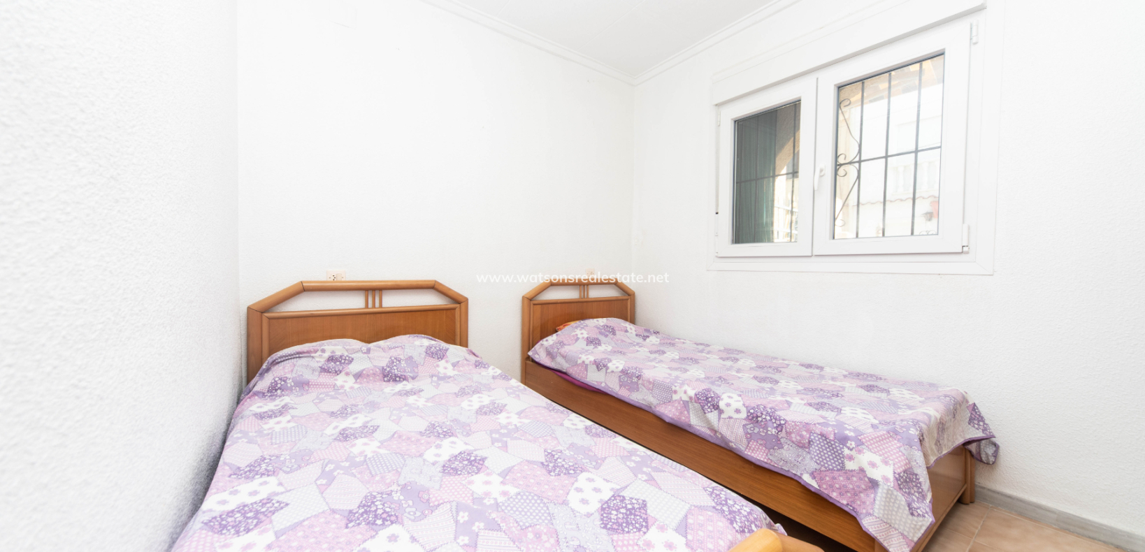 Resale - Reinhaus - Urb. La Marina