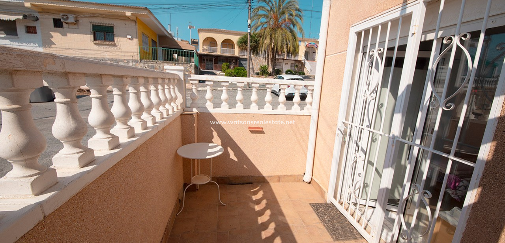 Resale - Reinhaus - Urb. La Marina
