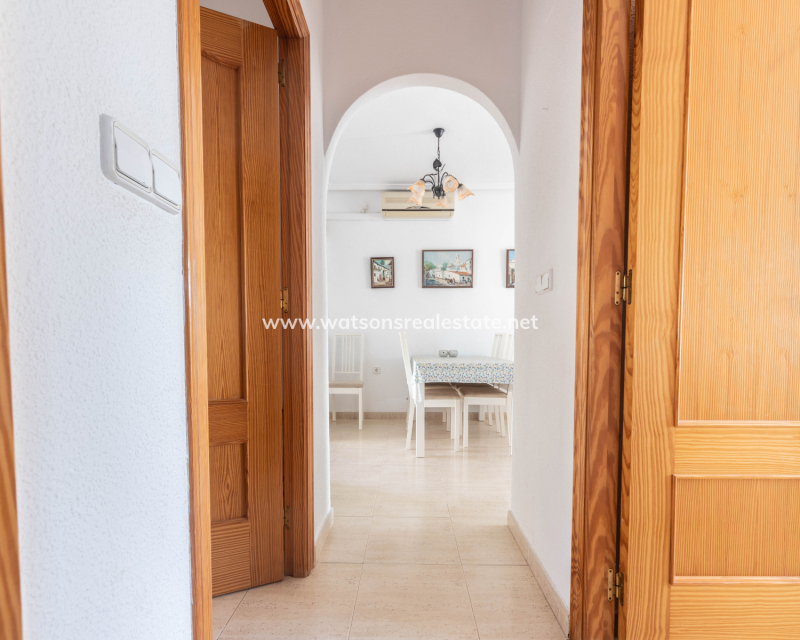 Resale - Reinhaus - Urb. La Marina