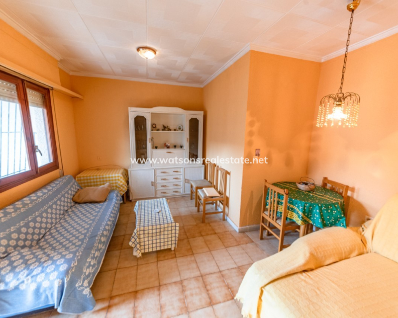 Resale - Reinhaus - Urb. La Marina