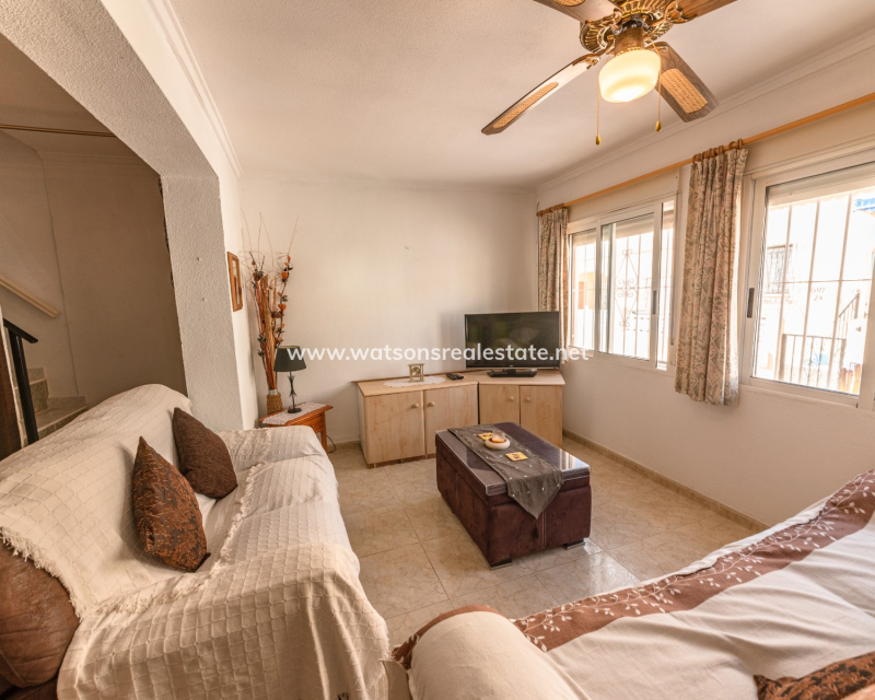 Resale - Reinhaus - Urb. La Marina