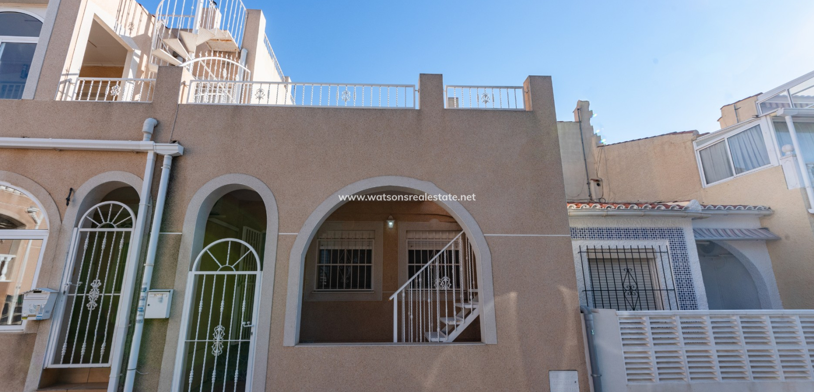 Resale - Reinhaus - Urb. La Marina