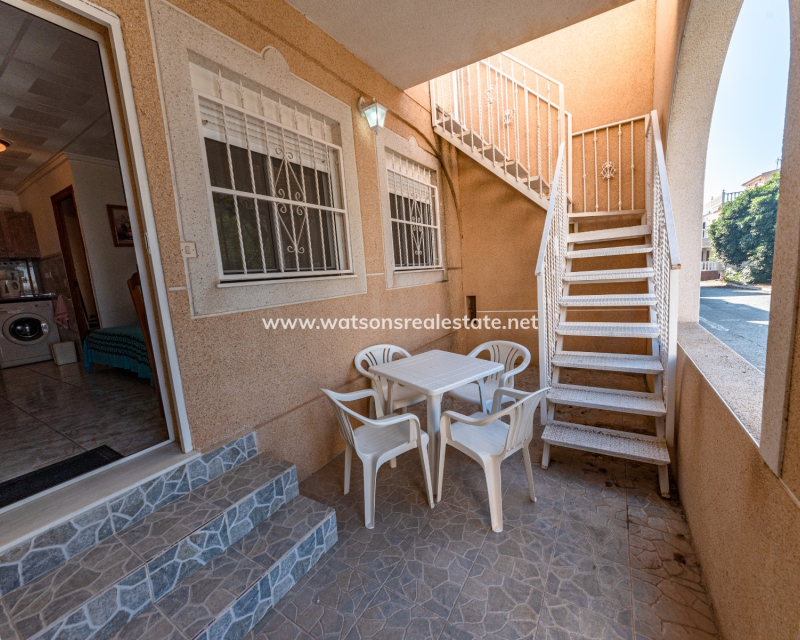 Resale - Reinhaus - Urb. La Marina