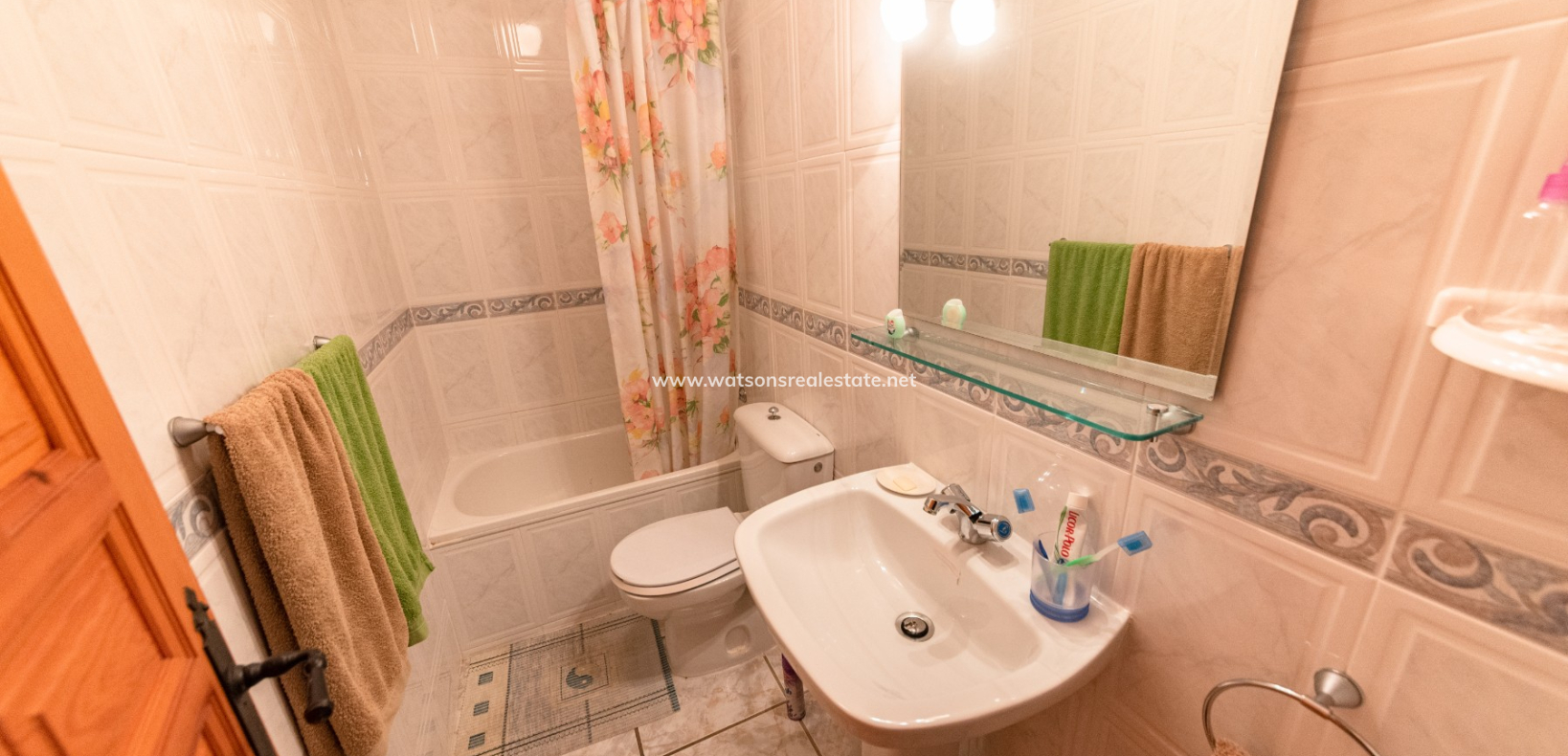 Resale - Reinhaus - Urb. La Marina
