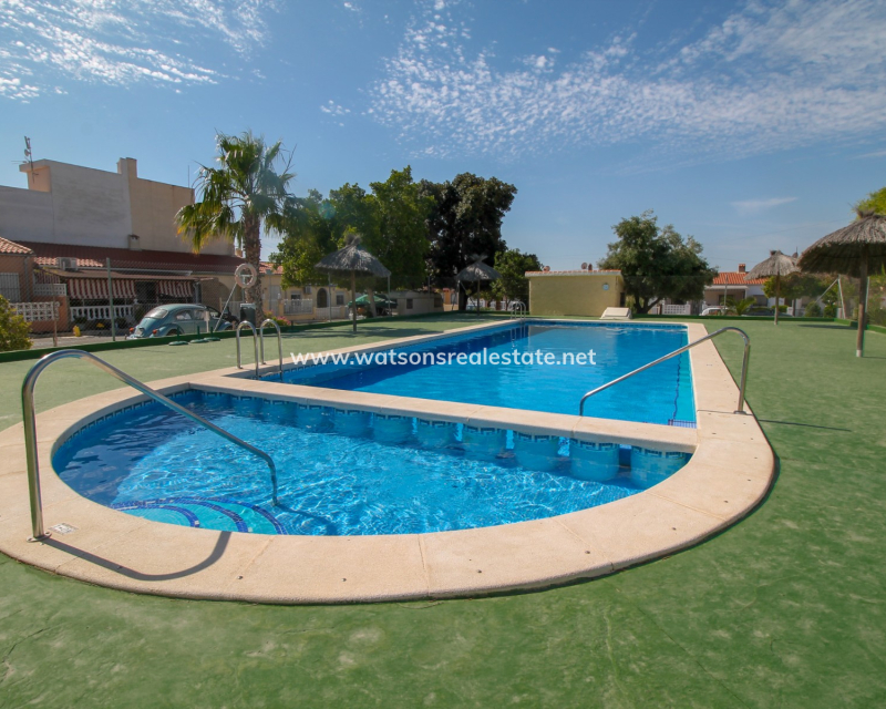 Resale - Reinhaus - Urb. La Marina