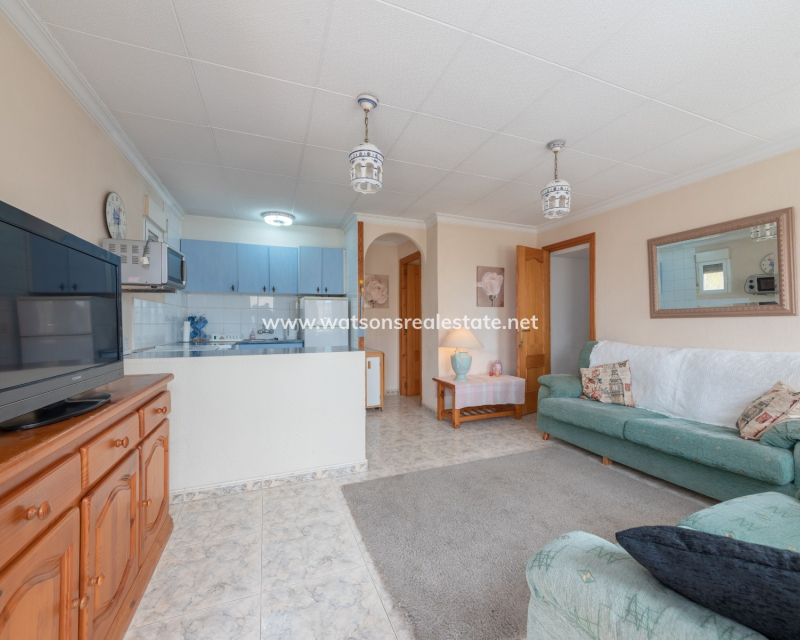 Resale - Reinhaus - Urb. La Marina