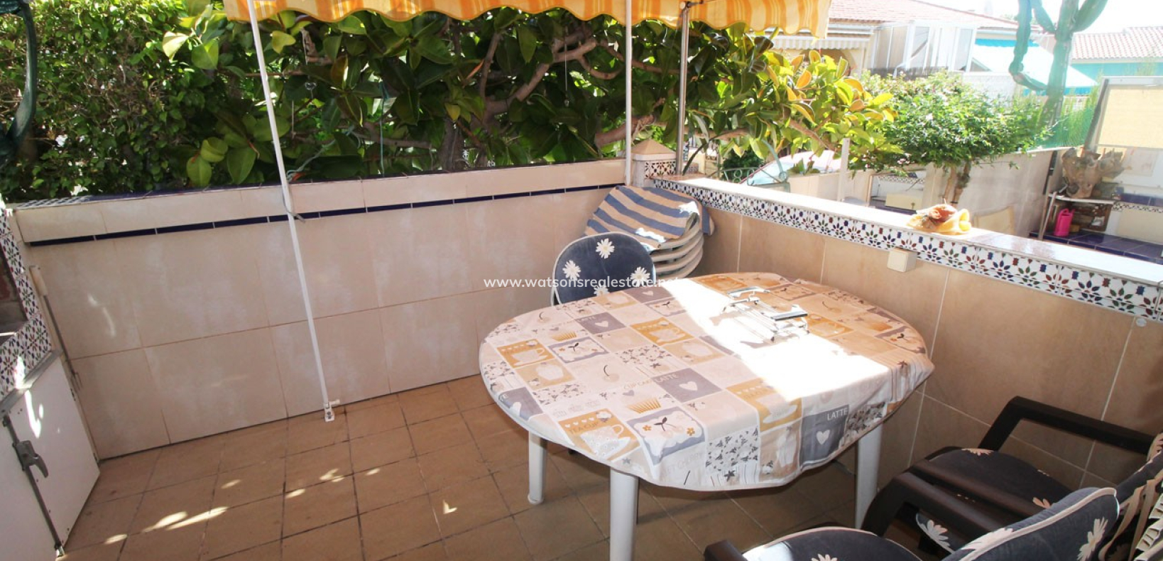 Resale - Reinhaus - Urb. La Marina