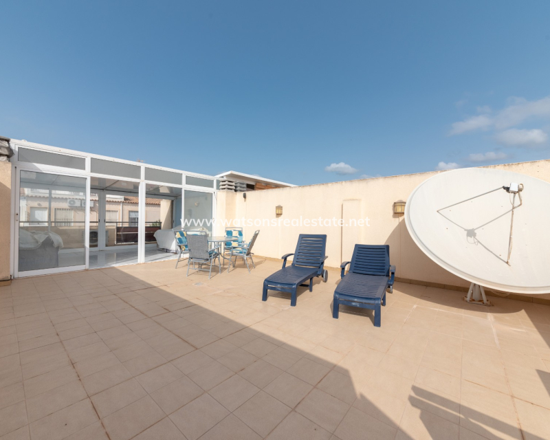 Resale - Reinhaus - Urb. La Marina