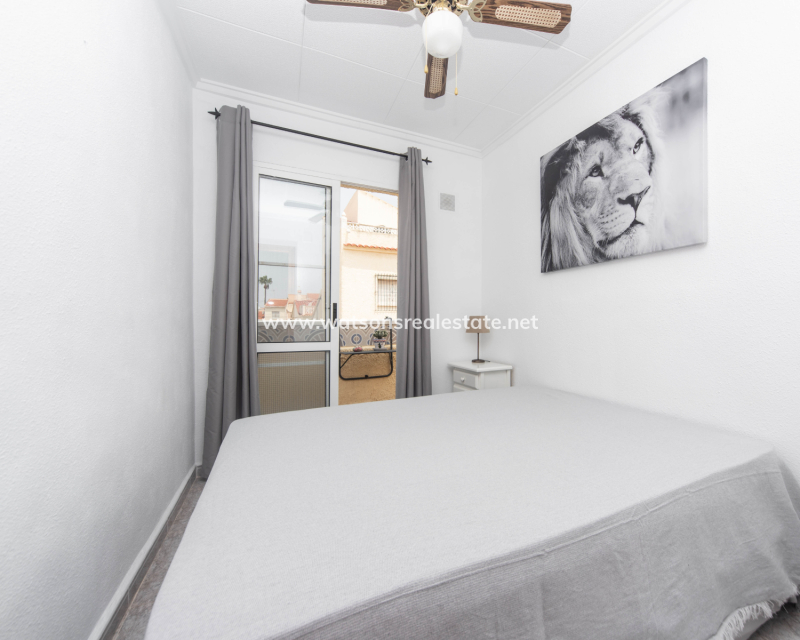 Resale - Reinhaus - Urb. La Marina