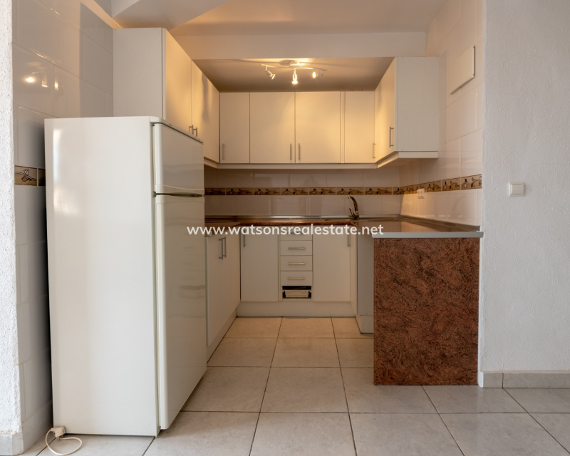 Resale - Reinhaus - Urb. La Marina