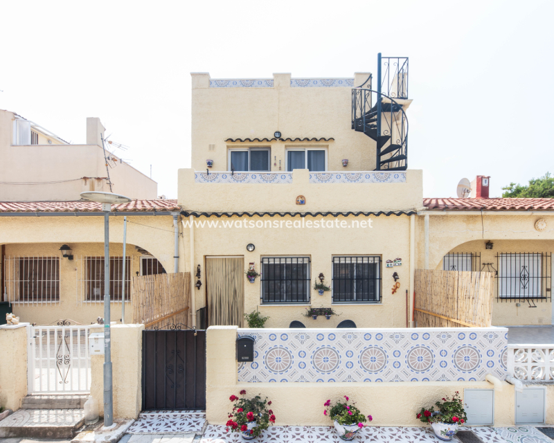 Resale - Reinhaus - Urb. La Marina
