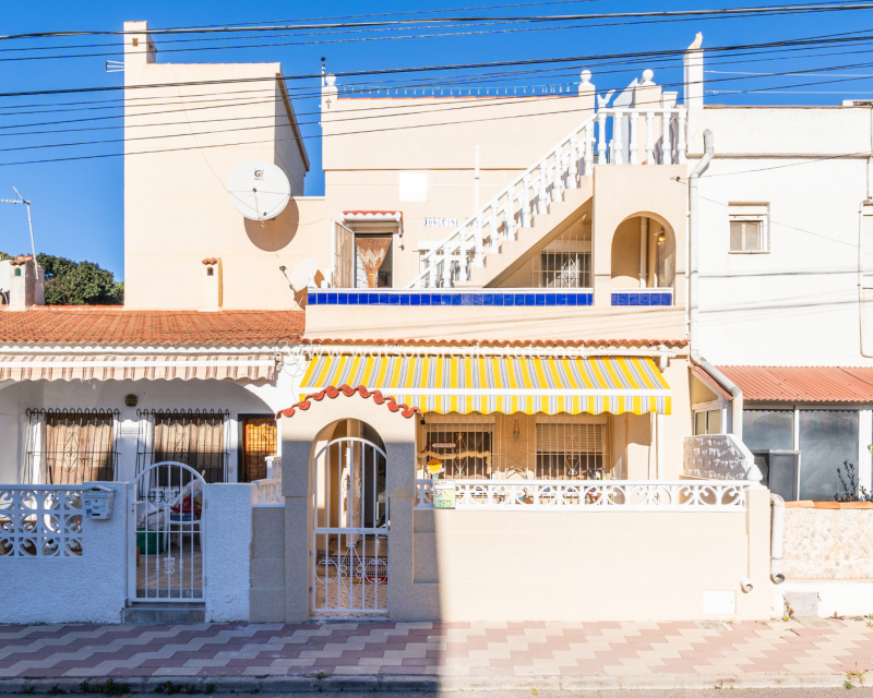 Resale - Reinhaus - Urb. La Marina