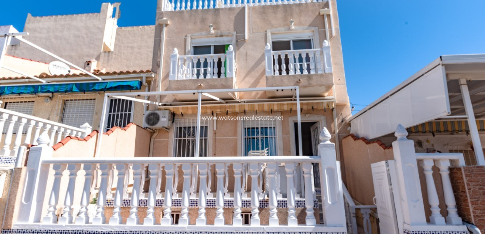 Resale - Reinhaus - Urb. La Marina