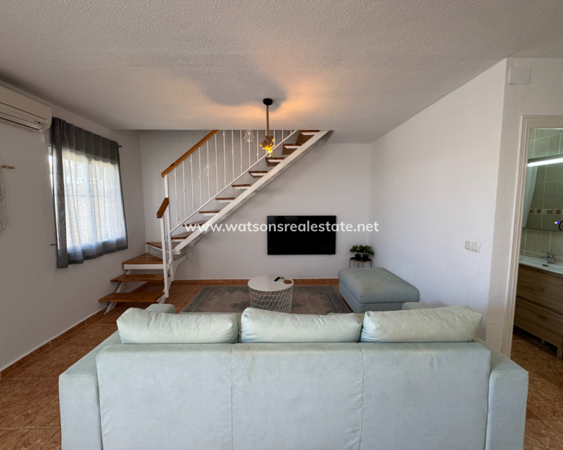 Resale - Reinhaus - Urb. La Marina