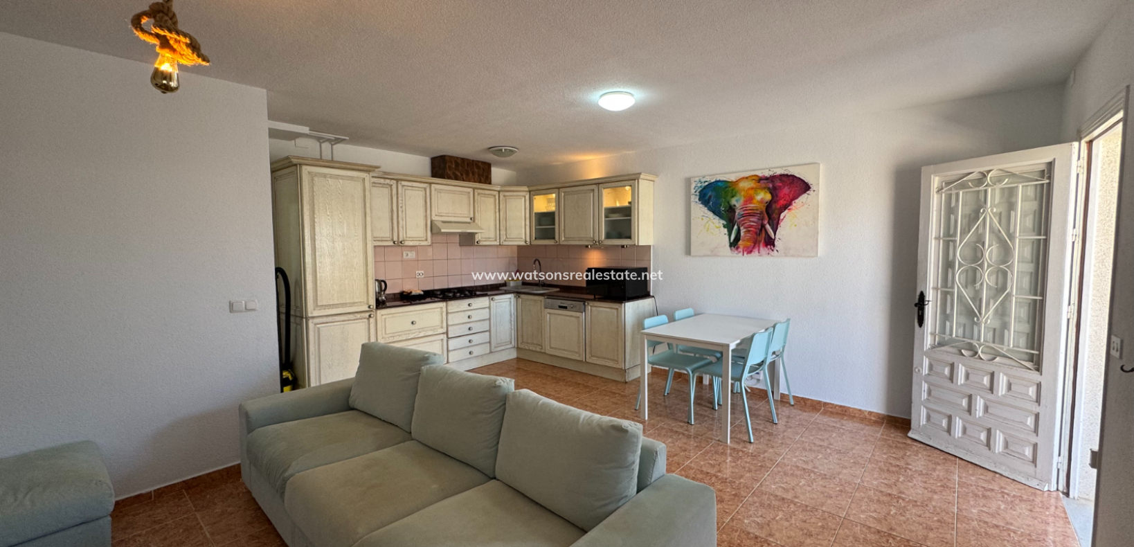 Resale - Reinhaus - Urb. La Marina