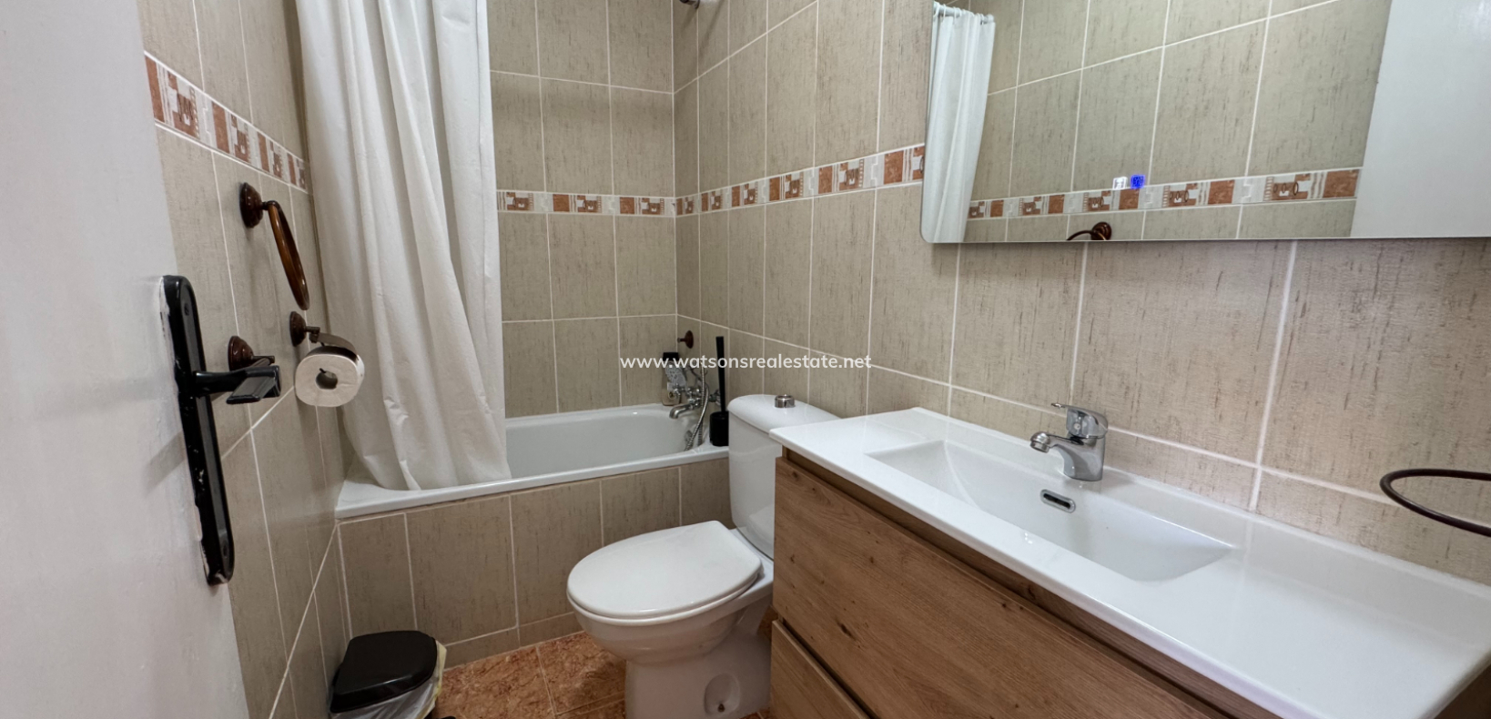 Resale - Reinhaus - Urb. La Marina