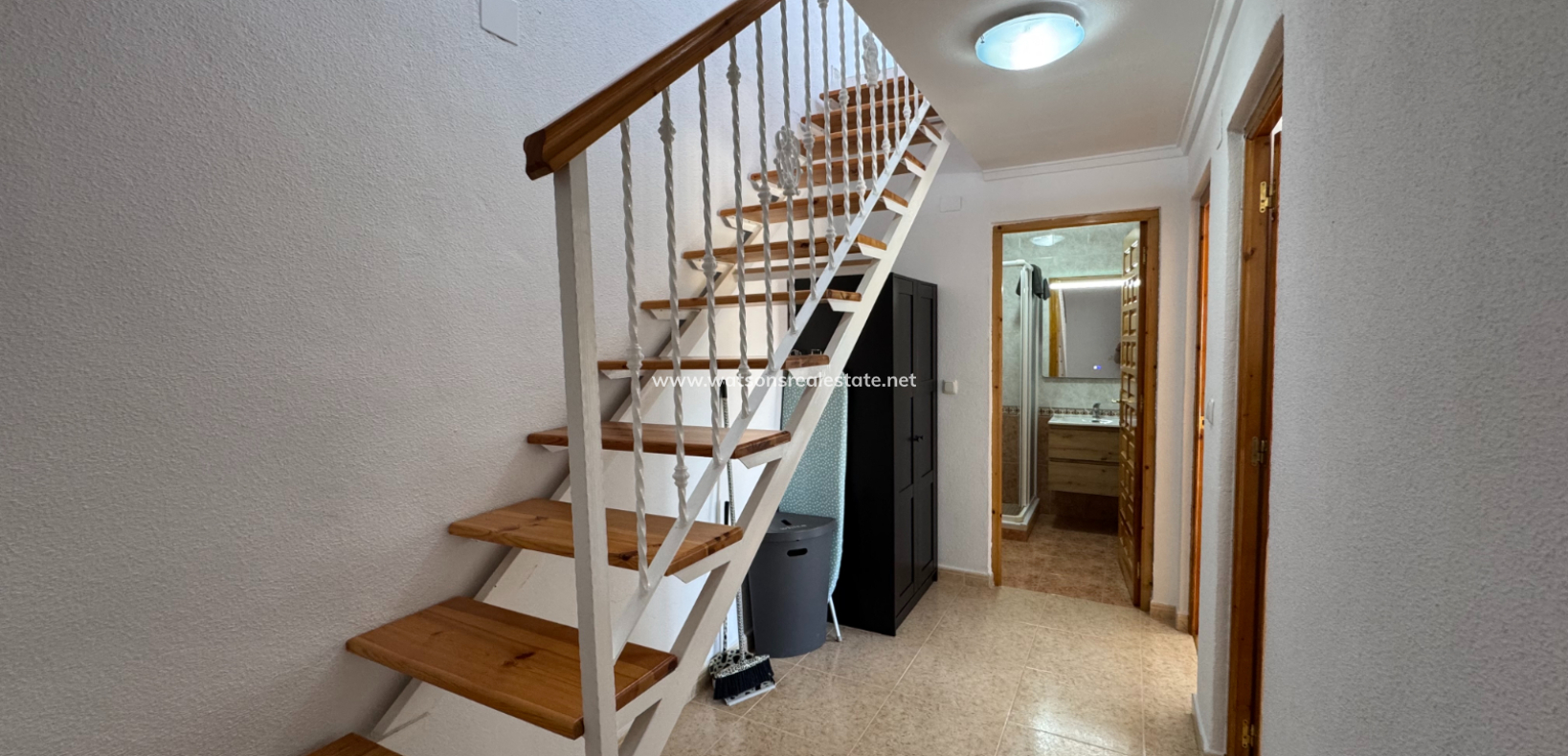 Resale - Reinhaus - Urb. La Marina