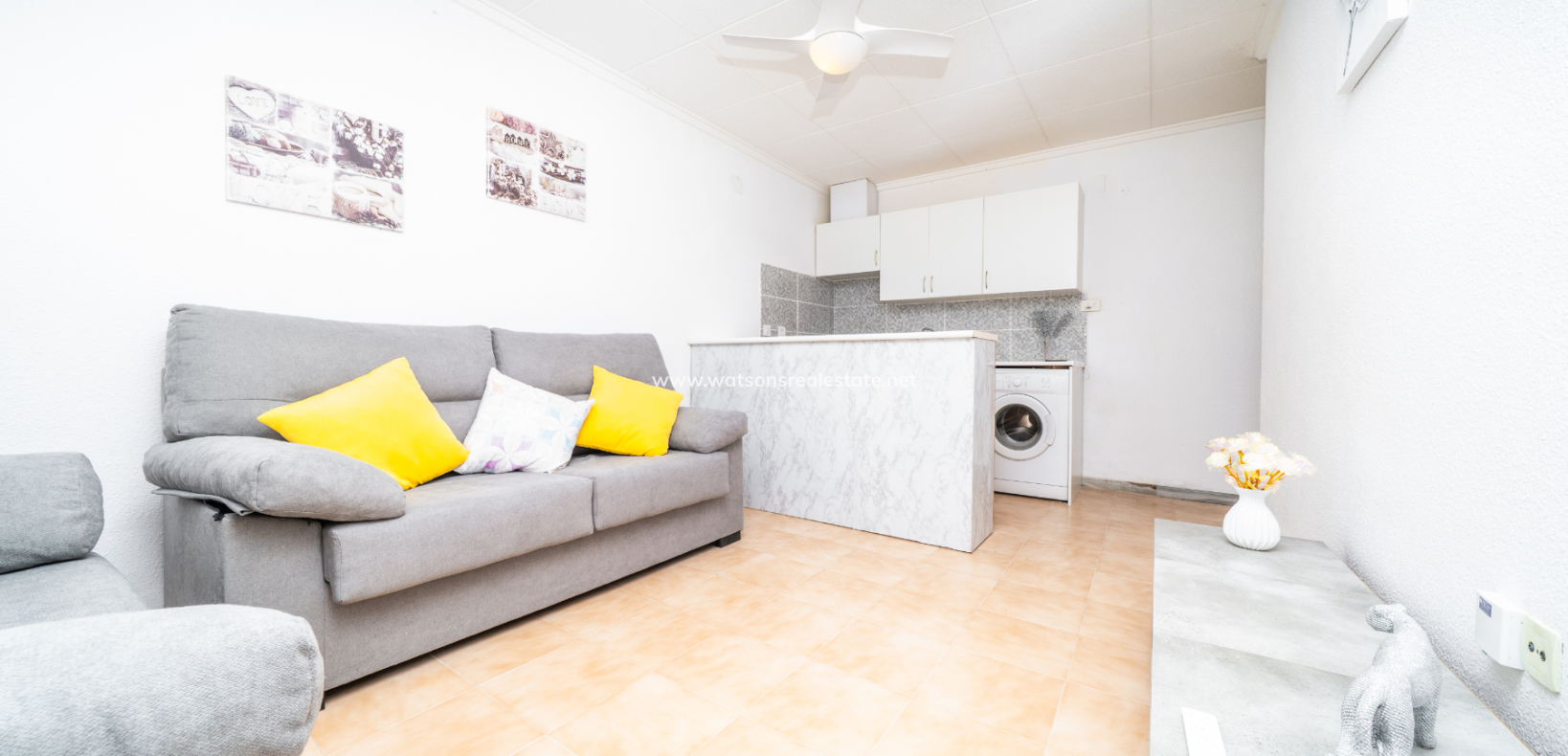 Resale - Reinhaus - Urb. La Marina
